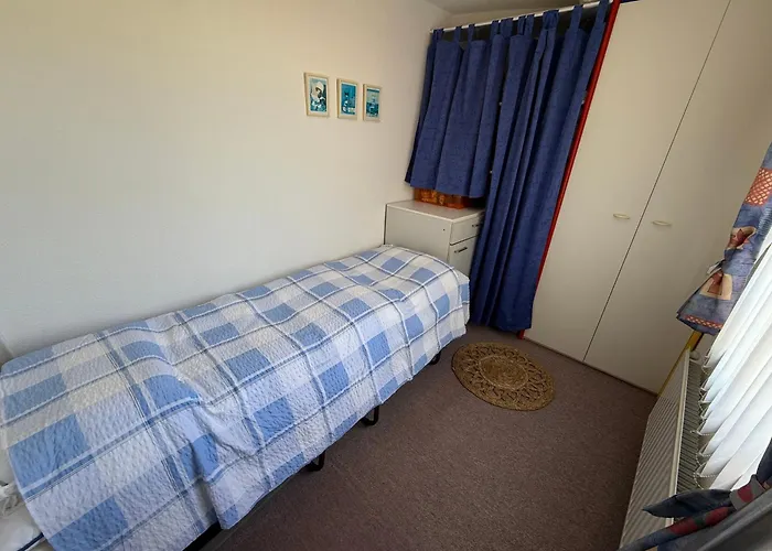 Semesterbostad Zeester 189 *