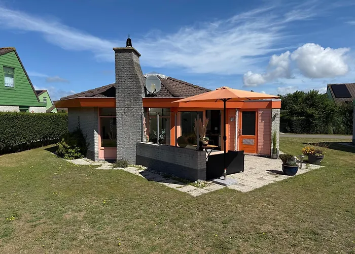 Semesterbostad Zeester 189 De Zandloper